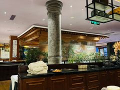 -八府香鸭·啫啫煲(华山路店)