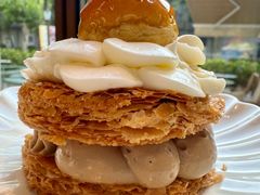 -VERIE BAKEHOUSE