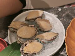 -牛YO寿喜烧·铁板烧和牛火锅自助(市府恒隆店)