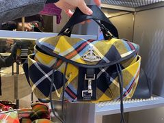 -Vivienne Westwood(上海来福士广场店)