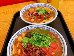 卤煮火烧-门框胡同百年卤煮(新街口店)