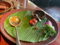 云南风味炸猪小排-花马天堂云南餐厅 Lost Heaven(外滩店)