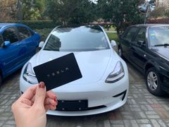 -TESLA 特斯拉(上海太古汇体验店)