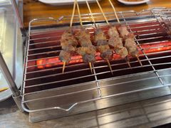 -哈尔滨小酒馆·鲜肉现穿自助烧烤(康新花园店)