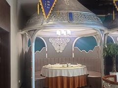 -哈啾嗨·新概念蒙餐(红星新城店)