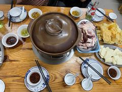 连州果园鸡-威邵鸡煲(西华路总店)
