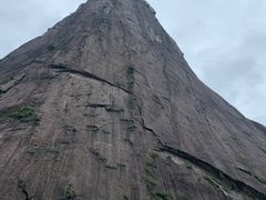 -鄣山大峡谷