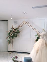 点击看大图 -GRACE KELLY婚纱与礼服(北京店)
