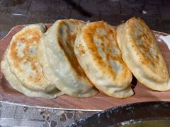 手工韭菜盒子-红蜡烛-养生粥-津鲁菜(中山路店)