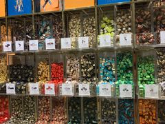 零售区-VENCHI 闻绮(北京国贸商城店)