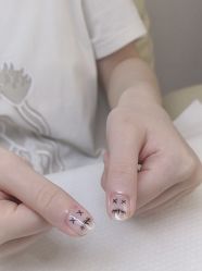 -UU·NAIL美甲美睫專門店