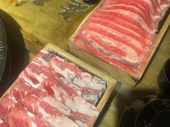 -老房老舍重庆火锅(假日城市店)