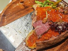 -Dragon Pizza•圆脸龙披萨·牛排餐厅