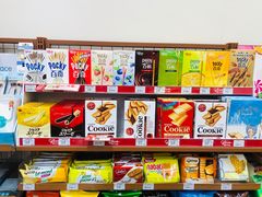 -全家便利店(襄阳南路店)