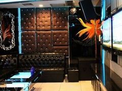 -蓝尊量贩(黄河路店)