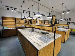 -罗伯特眼镜·蔡司官方授权(罗湖国贸店)