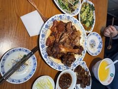 -老天桥酱肉烧饼夹肘子(天桥店)