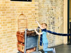 -九又四分之三站台