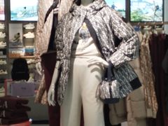 -fila(日月光中心广场店)