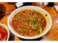 -万记麻辣烫国展总店