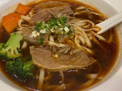 -康师傅私房牛肉面(马泉营奥莱店)