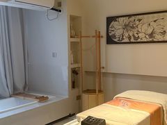 -瑶舍头疗·瑶浴·芳香热石SPA(五洲国际店)
