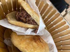 -闫家驴肉老店(华电一校店)