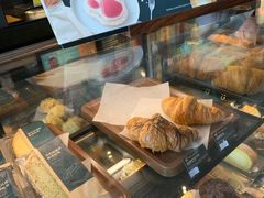-星巴克臻选(莘庄仲盛店)