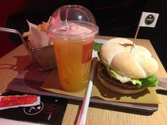 -麦当劳(新王府井店)