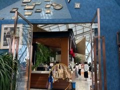 -猫的天空之城概念书店(北戴河蔚蓝海岸店)