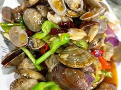 -四川小胡子海鲜(丁村万人海鲜广场店)