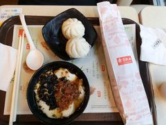 -东方既白(黄兴路大润发店)