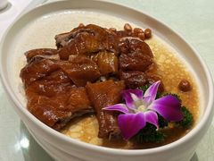 荔枝木烧鹅-东江渔村·古典园林·30年粤菜老字号(太和店)