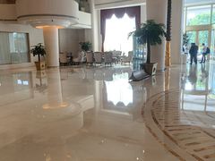 -慈溪白金汉爵大酒店