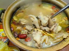 -威邵鸡煲(西华路总店)
