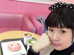 -Hello Kitty Cafe(弘大店)
