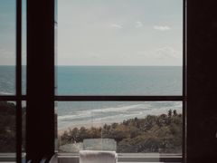 -三亚湾海居铂尔曼度假酒店