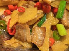 -陈江波老鸭煲(化工路店1号店)