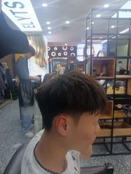 -藤野造型·烫·染发型设计店