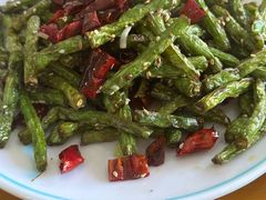 -鹤乡东北菜(崮山路店)