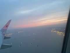 -东方航空(虹桥路店)