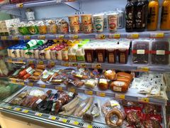 零售区-百年义利(榴乡路店)