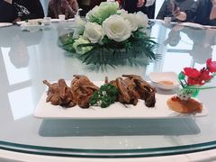 香酥乳鸽-21点音乐餐吧(水悦城店)