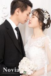 -易摄影婚纱摄影工作室