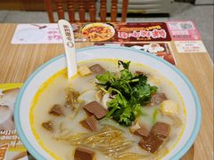 金汤酸萝卜老鸭粉丝汤-小杨生煎(松江大学城店)