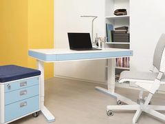 -moll学习桌椅(上海久光百货店)