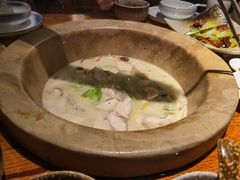 -滇香肴·云南菜蒸汽石锅鱼(云南北路店)