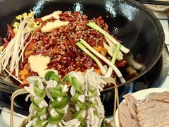 -扎起市井老火锅(乐山总店)