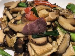 -刀板香·安徽菜(国购IFC店)