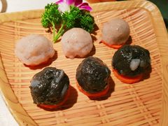 手作咸蛋黄虾滑-哥老官重庆美蛙鱼头(五角场合生汇店)